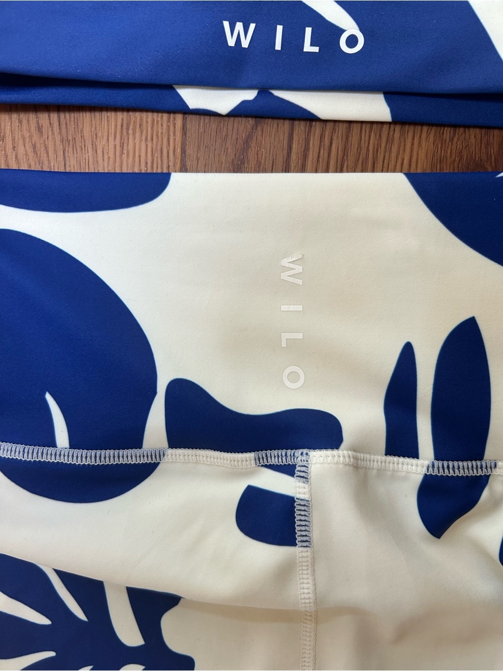 Blue & White Hawaii Vacation Theme Floral Print Sports Bra and Legging Set - Picture 5 of 7